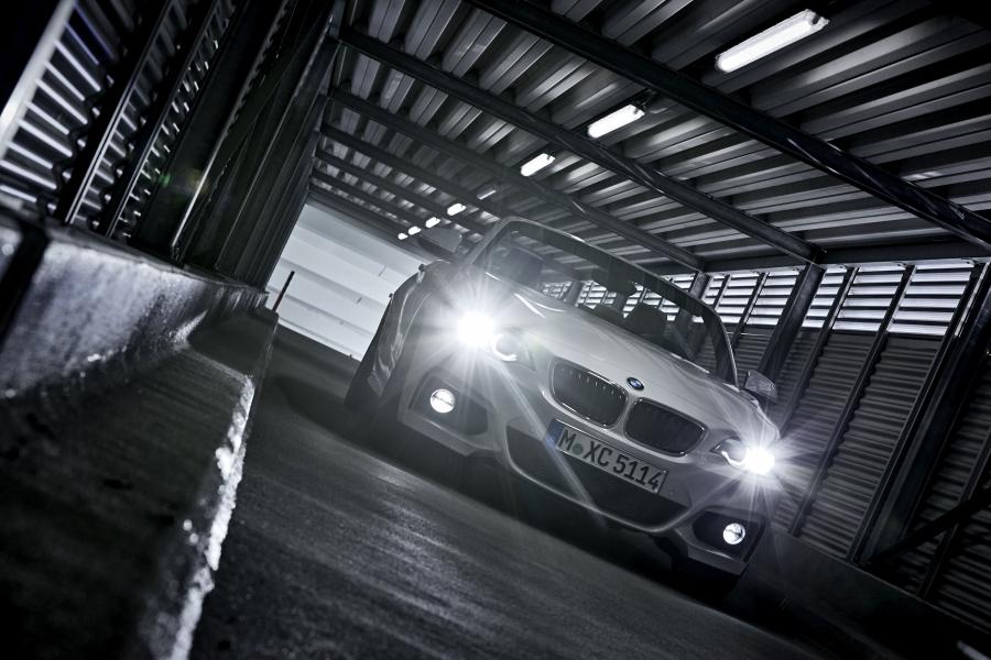  BMW 220d Convertible M Sport Package 2016 года  (WW) (фото 45 из 65)
